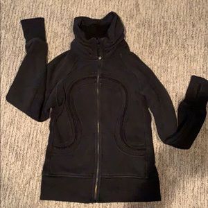 Lululemon scuba hoodie with fleece neckline